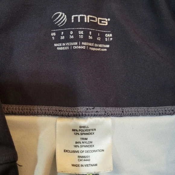 MPG - Athletic Yoga Leggings - Picture 8 of 9